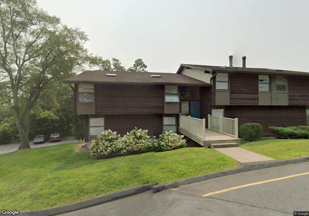 121 Country Squire Dr unit C, Cromwell, CT 06416 - photo 1