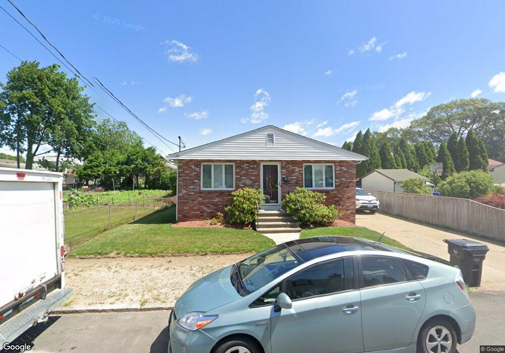 53 Thomas Ave, Pawtucket, RI 02860 - photo 1