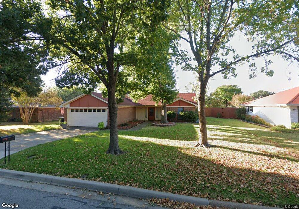 705 Springwood Dr, Hurst, TX 76054 - photo 1