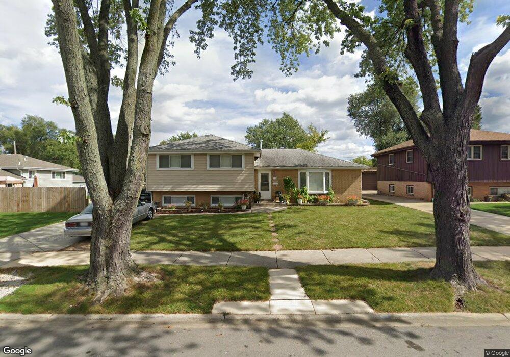 745 N Craig Place unit 2, Addison, IL 60101 - photo 1