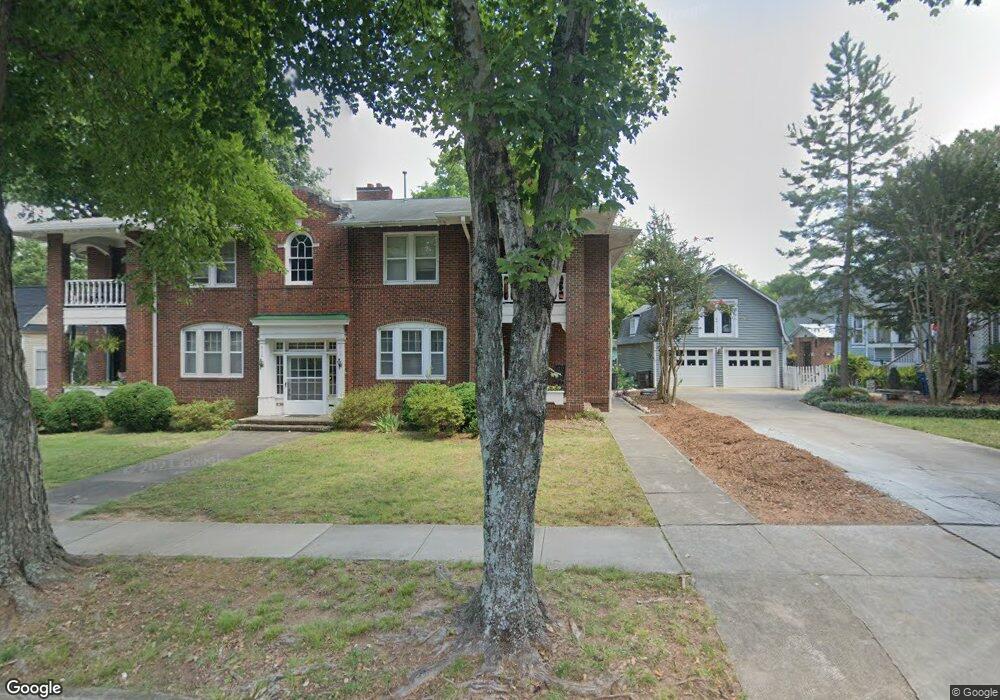 212 N Mulberry St, Statesville, NC 28677 - photo 1