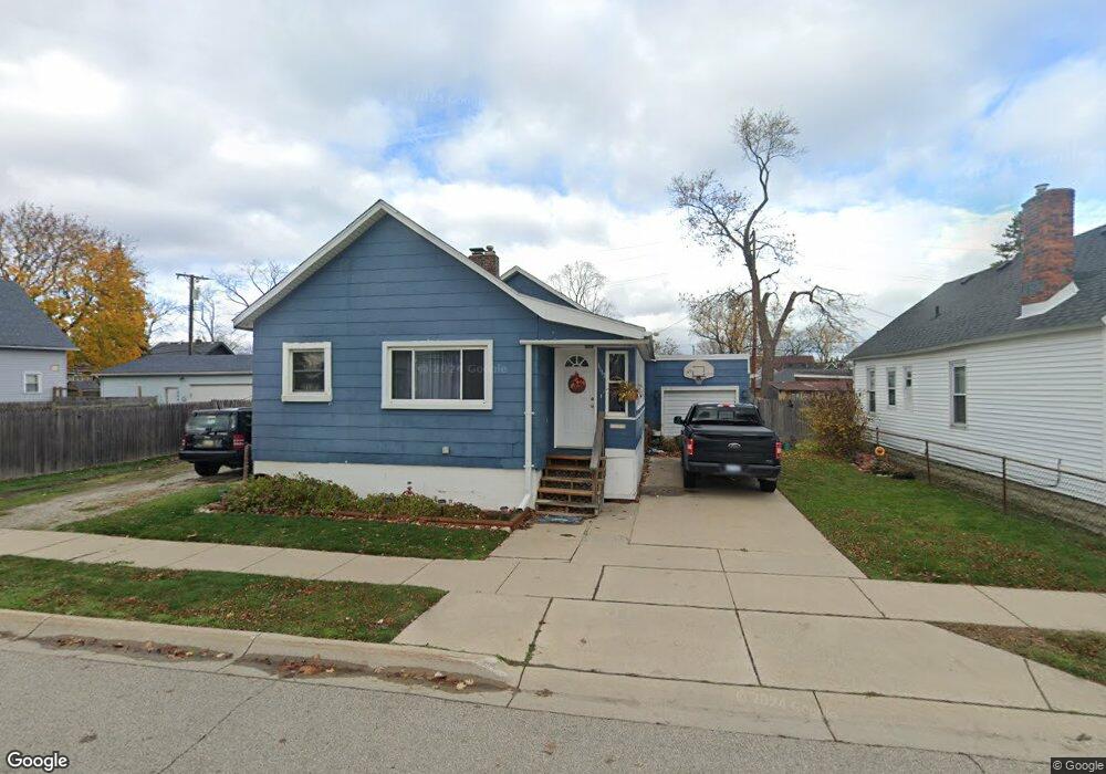 1113 Wells St, Port Huron, MI 48060 - photo 1