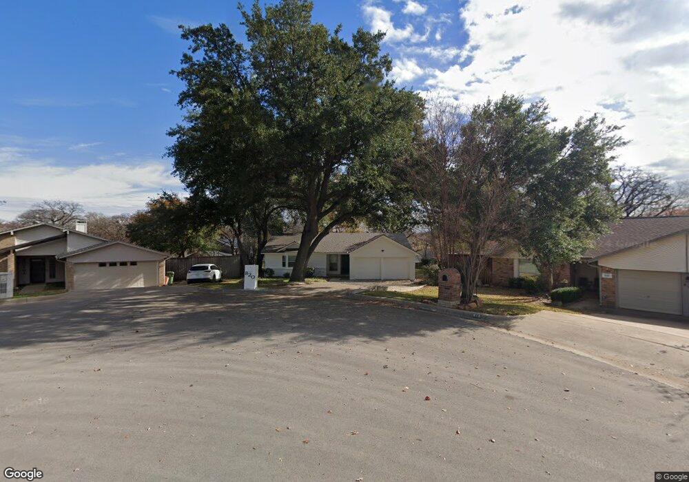 820 Morning Glory Ln, Bedford, TX 76021 - photo 1