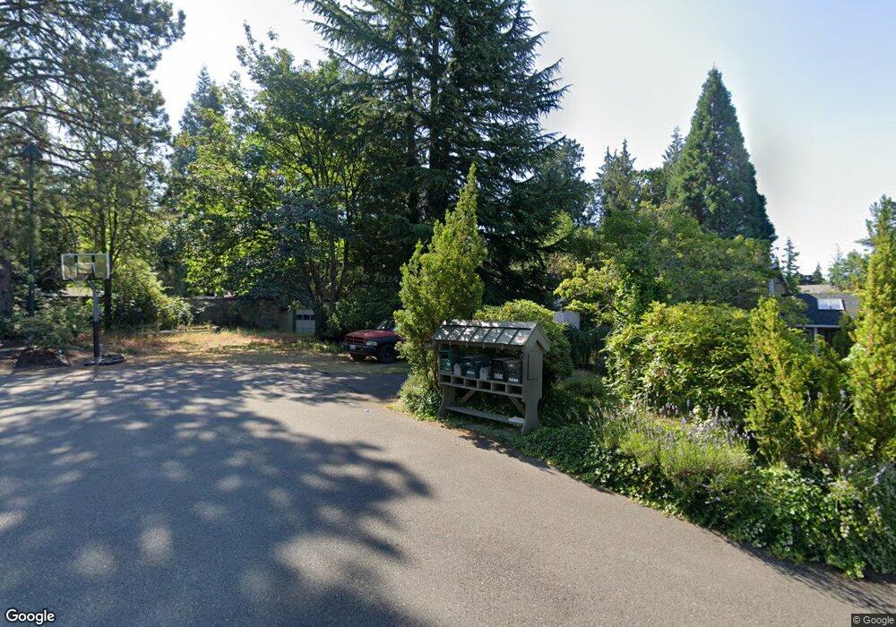 8319 Hunts Point Place, Hunts Point, WA 98004 - photo 1