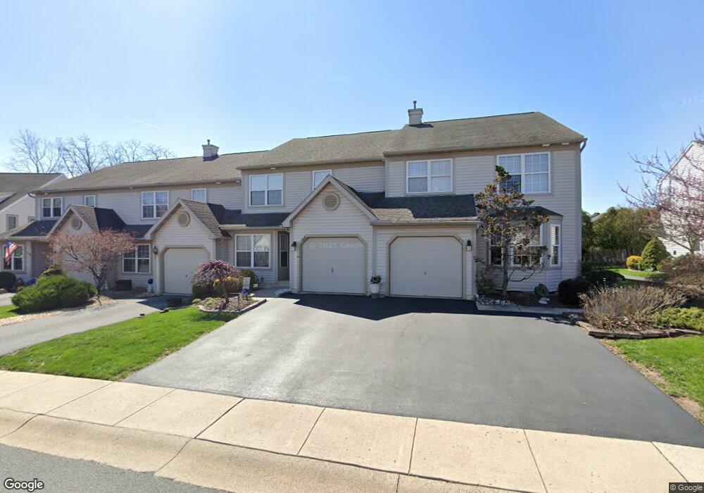 81 Winchester Ct, Reading, PA 19606 - photo 1