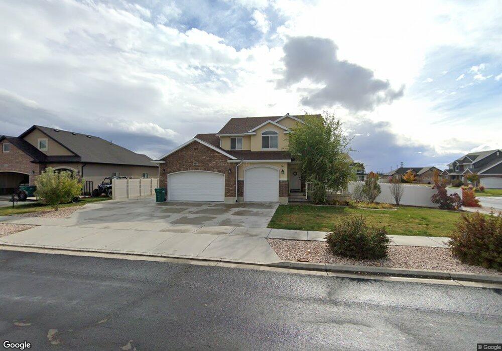 1405 W 650 S, Layton, UT 84041 - photo 1