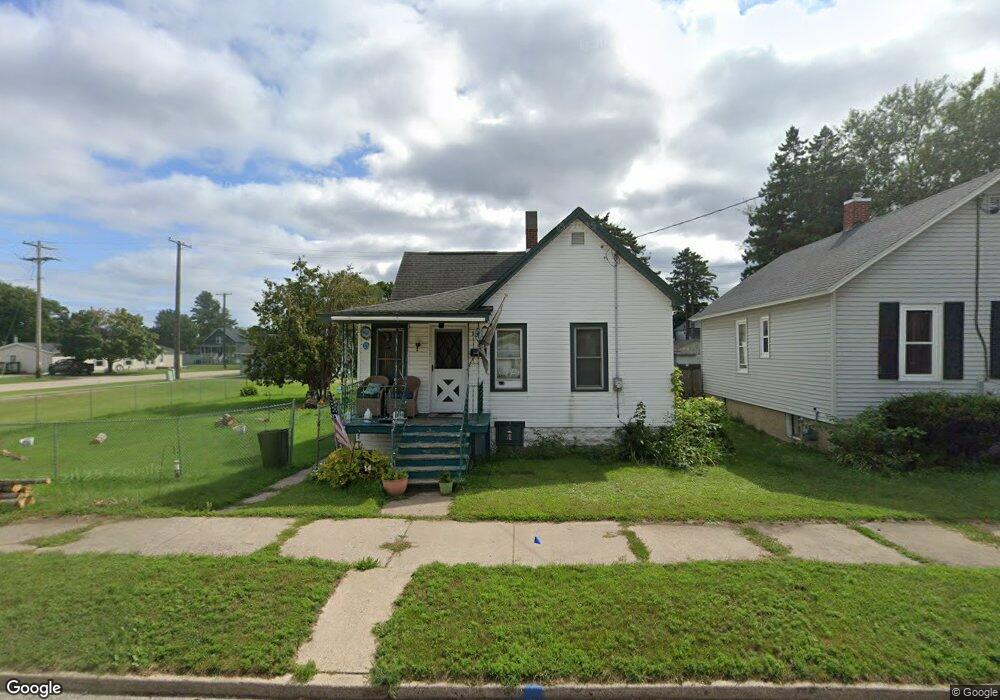 1105 18th Ave, Menominee, MI 49858 - photo 1