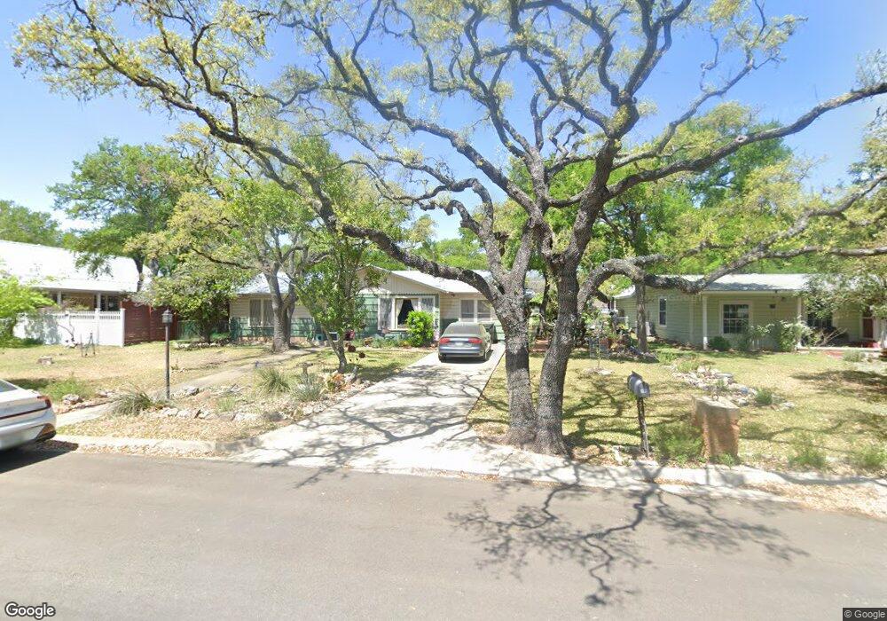 108 W Hillcrest Dr, San Marcos, TX 78666 - photo 1