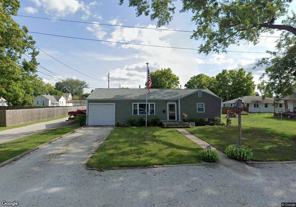 203 E Barker St, Tuscola, IL 61953 - photo 1