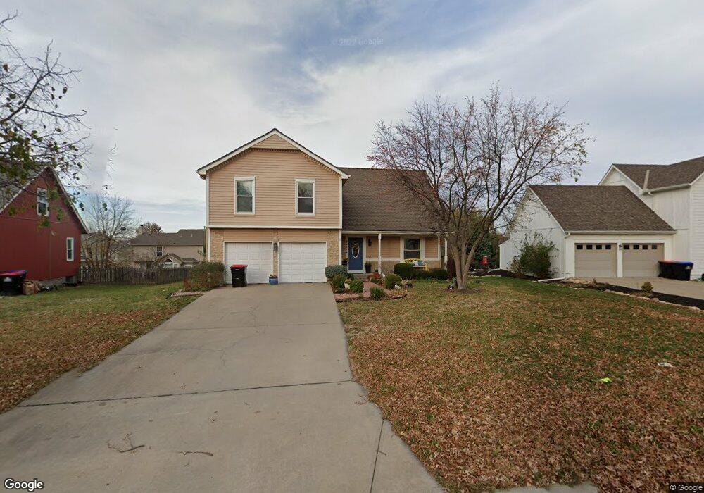 22512 W 53rd St, Shawnee, KS 66226 - photo 1