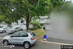 71 Woodmere Dr, Parlin, NJ 08859