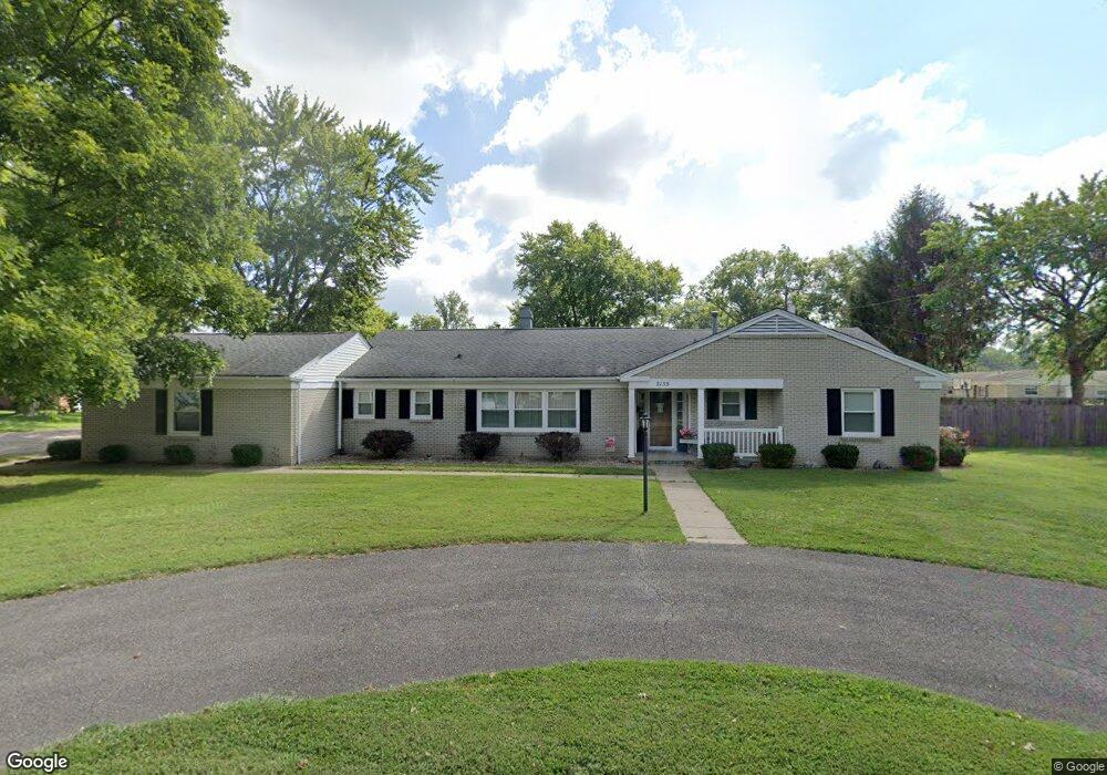 3135 Sherwood Ln, Columbus, IN 47203 - photo 1
