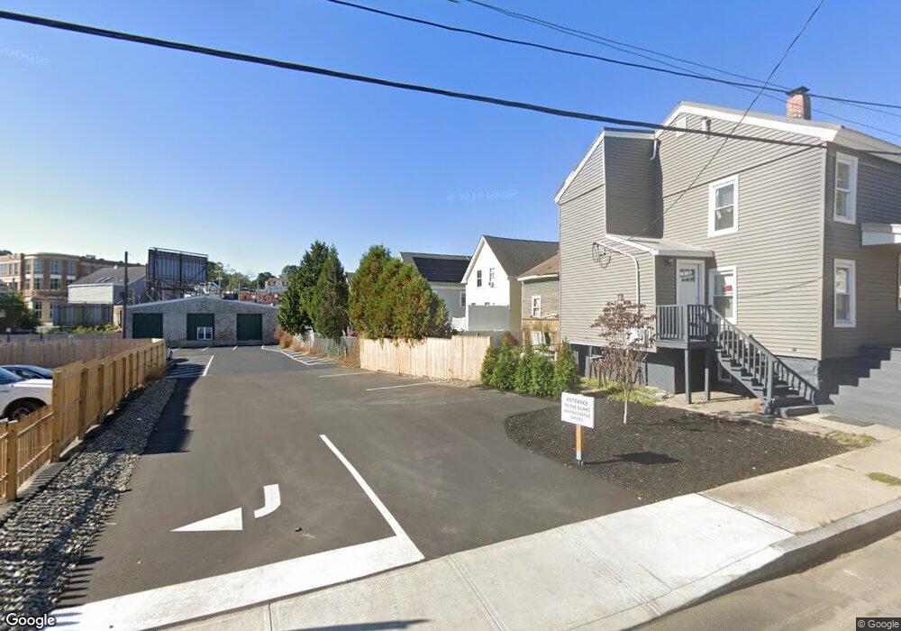 18 Belden Ct, New London, CT 06320 - photo 1