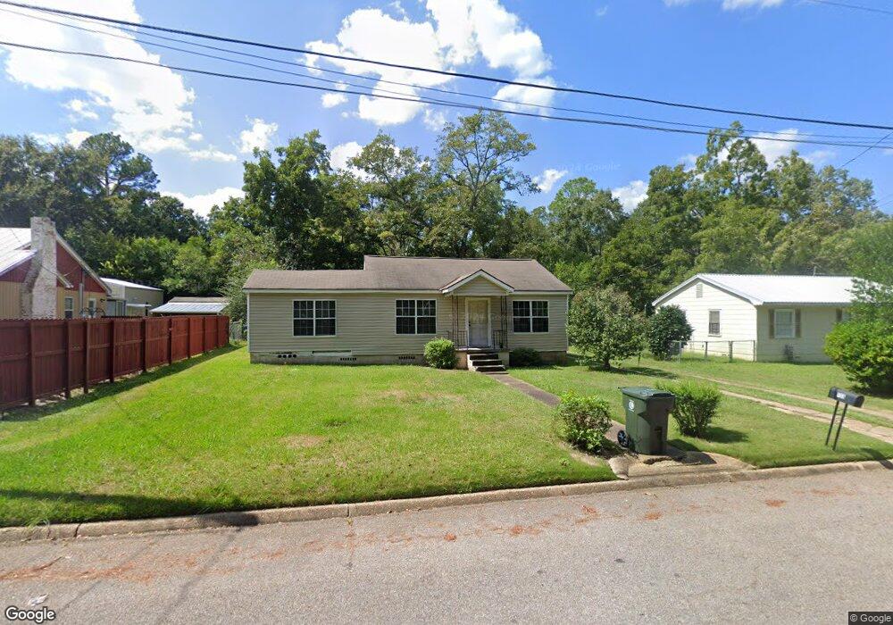 708 Ashland Dr, Dothan, AL 36301 - photo 1