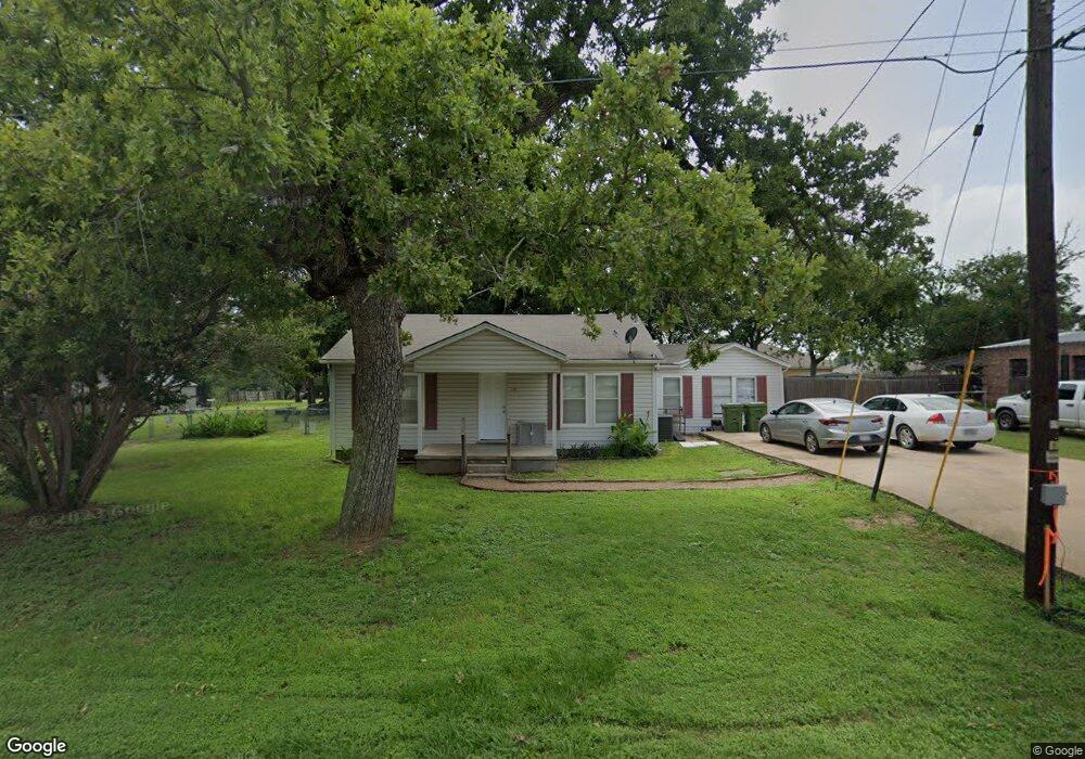 117 N Ash St, Springtown, TX 76082 - photo 1