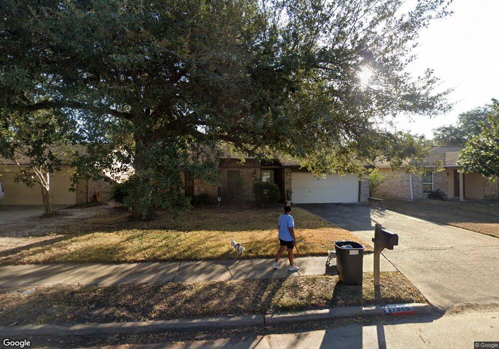 7646 Western Oak Ln, Houston, TX 77040 - photo 1