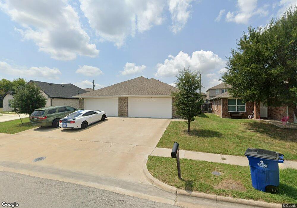 2905 Cardinal Dr unit B, Ennis, TX 75119 - photo 1