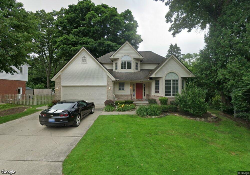 4297 Crystal St, West Bloomfield, MI 48323 - photo 1