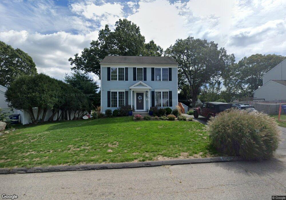 35 Tum-A-lum Cir, Westerly, RI 02891 - photo 1