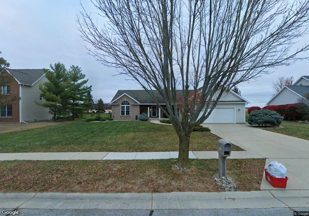 1630 Springfield Ave, Wapakoneta, OH 45895 - photo 1