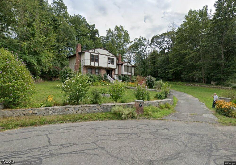 192 Tower Rd, Middlebury, CT 06762 - photo 1