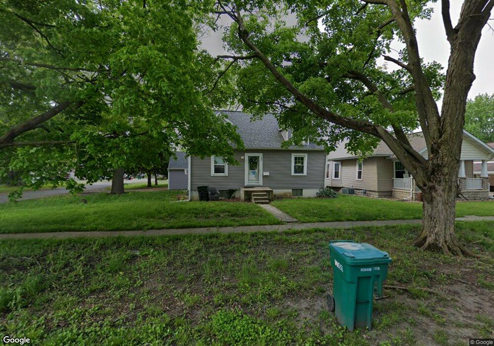 2901 Moultrie Ave, Mattoon, IL 61938 - photo 1