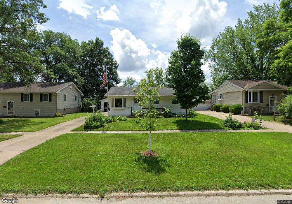 395 Grand Ave, Marion, IA 52302 - photo 1