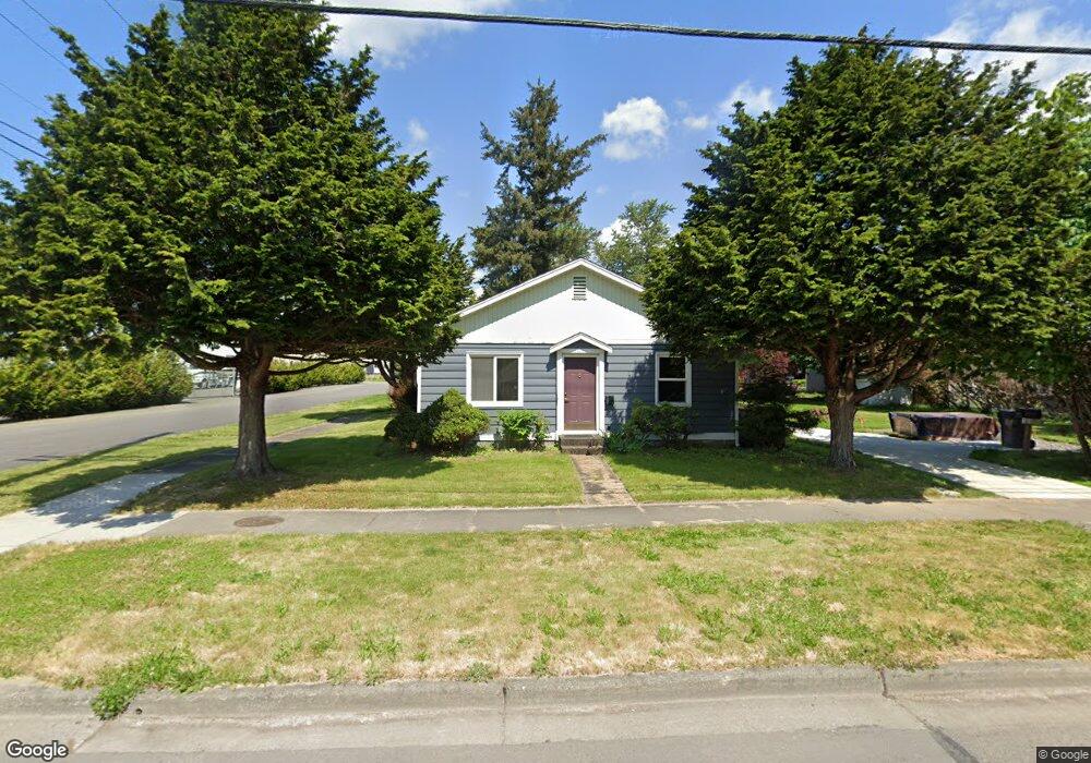 201 E Grover St, Lynden, WA 98264 - photo 1