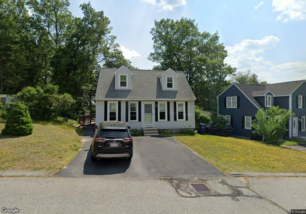 728 Hypine Rd, Dracut, MA 01826 - photo 1