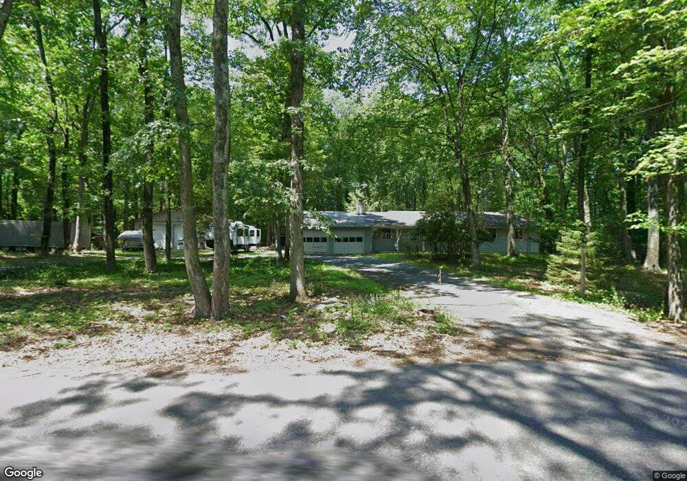 2215 Benders Dr, Bath, PA 18014 - photo 1