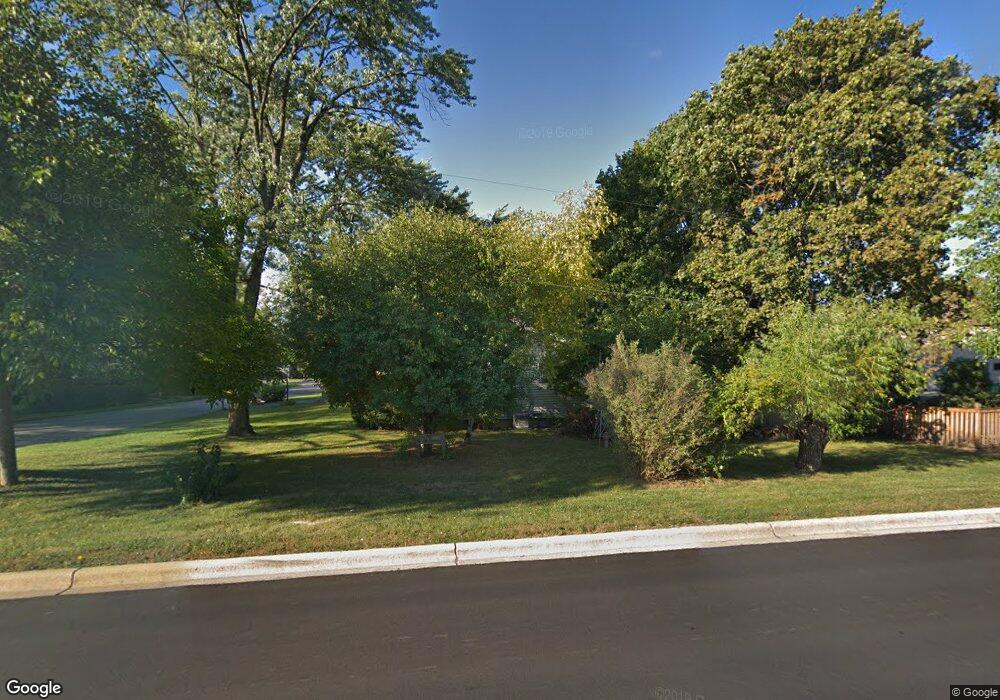 801 Pine St, Batavia, IL 60510 - photo 1