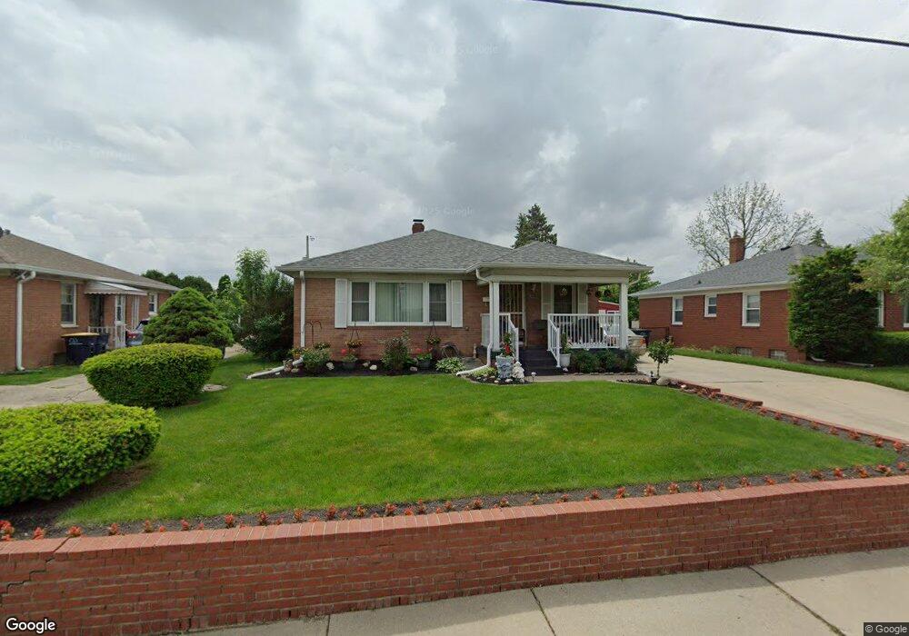 2025 Albany St, Beech Grove, IN 46107 - photo 1