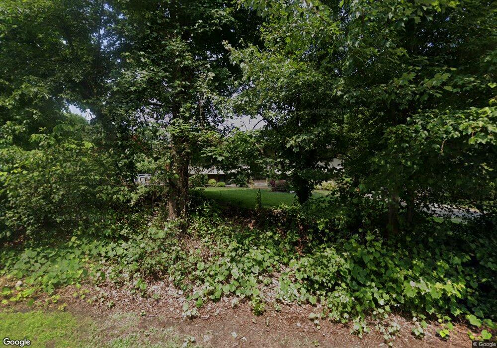 912 Wheelers Farms Rd, Milford, CT 06461 - photo 1