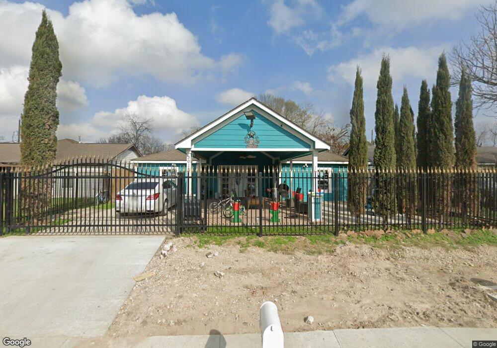 3013 Kowis St, Houston, TX 77093 - photo 1