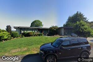9036 NE 41st St, Yarrow Point, WA 98004