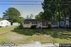822 Cool Spring St, Franklin, VA 23851