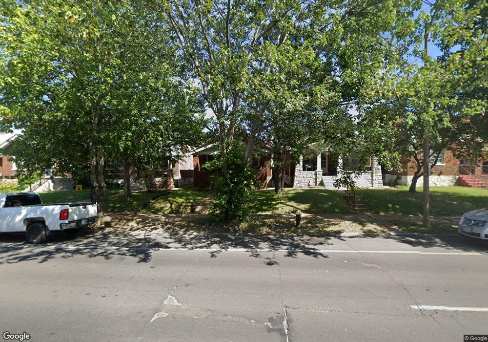 5231 Chippewa St, Saint Louis, MO 63109 - photo 1