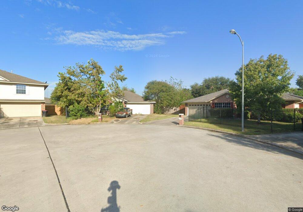 10139 Lasaber Ct, Houston, TX 77038 - photo 1
