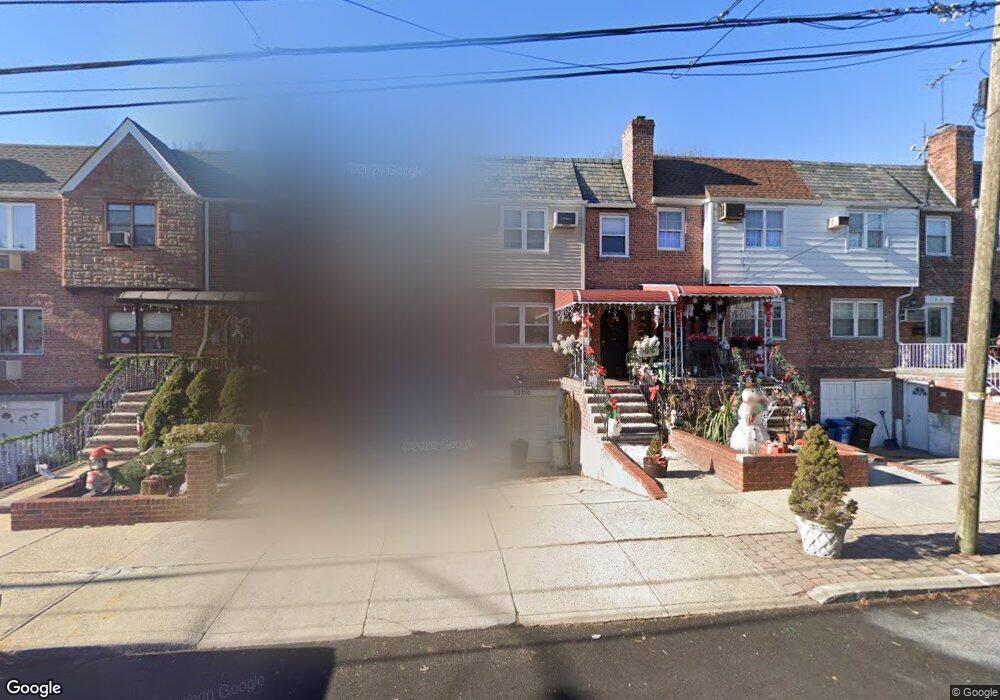 53118 63rd St, Maspeth, NY 11378 - photo 1