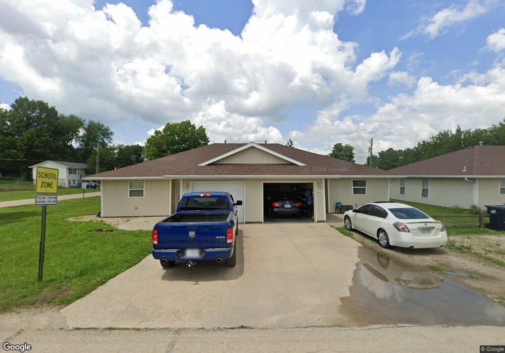 200 E 1st St, Hoyt, KS 66440 - photo 1