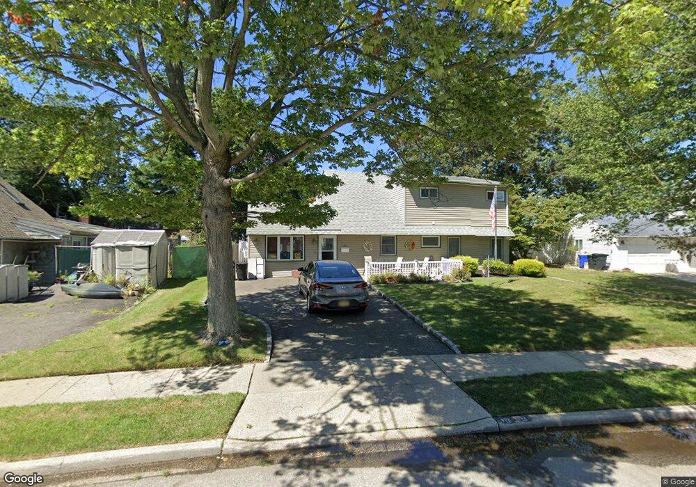 172 Elm Dr E, Levittown, NY 11756 - photo 1