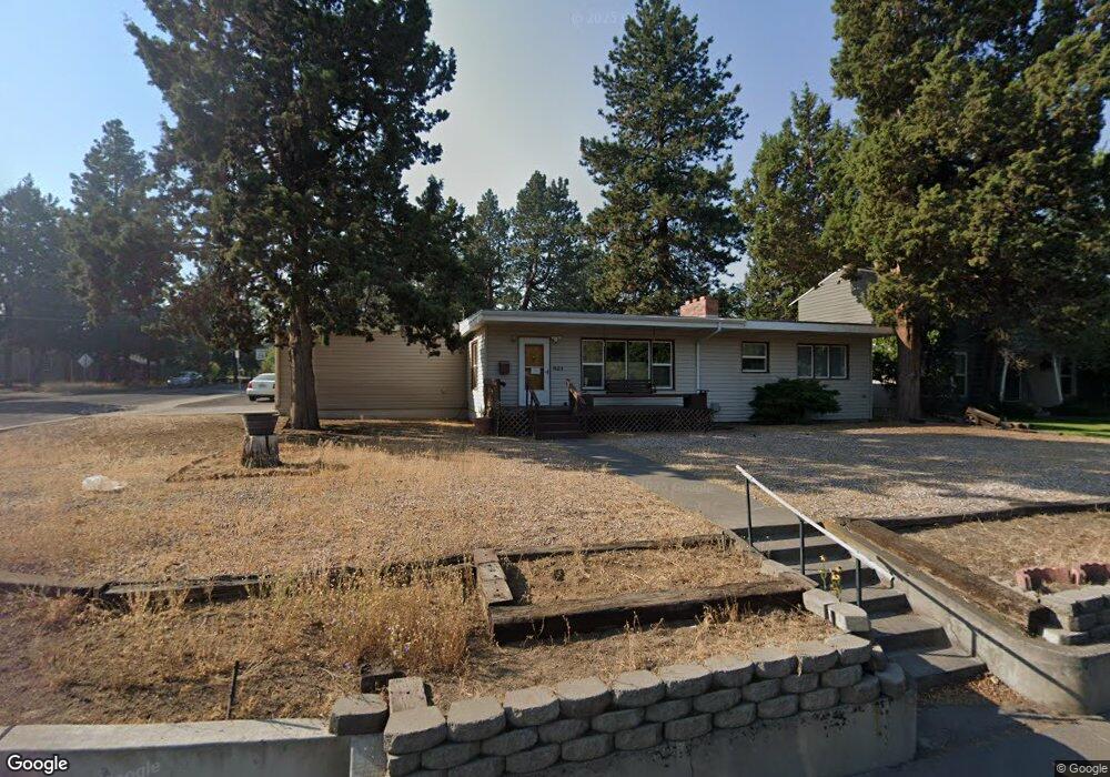923 NE Franklin Ave, Bend, OR 97701 - photo 1