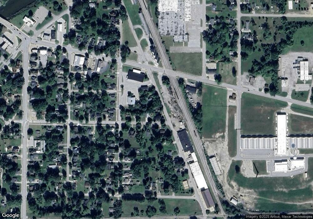 136 S Sherman St, Vassar, MI 48768 - photo 1