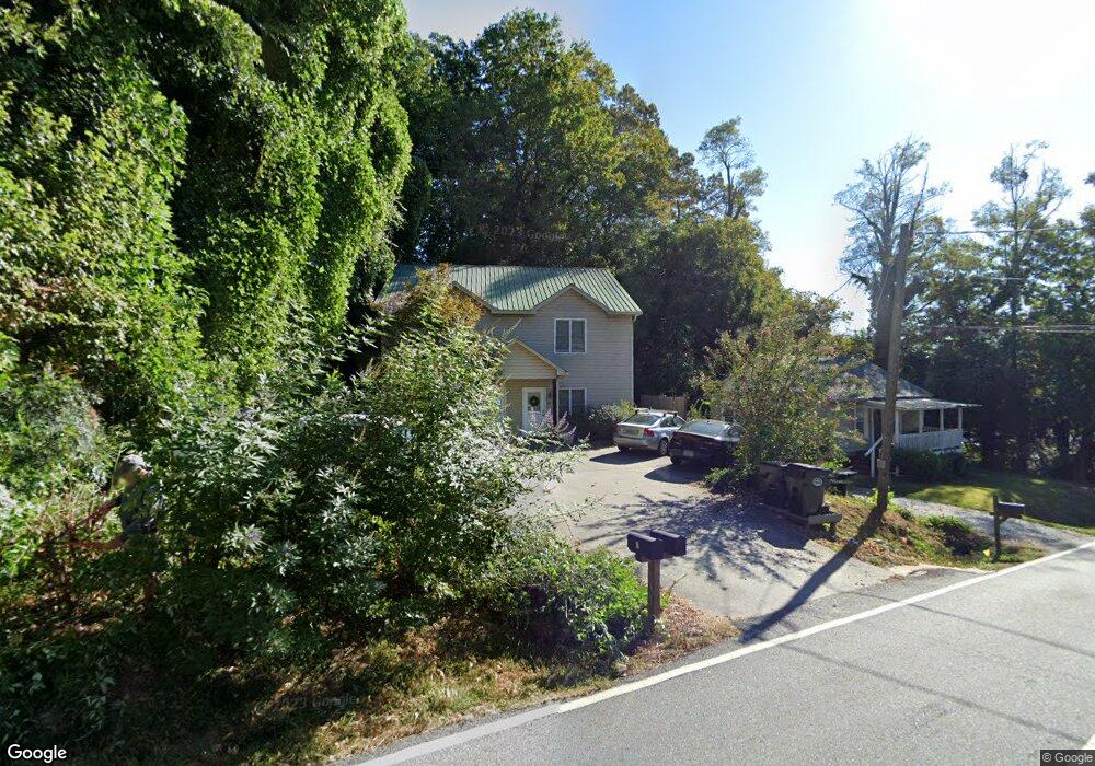 95 Mechanic St SE unit B, Dahlonega, GA 30533 - photo 1