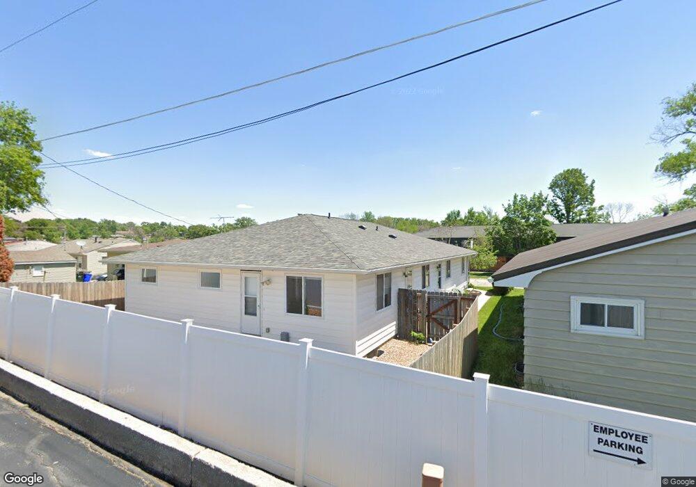 803 36th St SE, Cedar Rapids, IA 52403 - photo 1