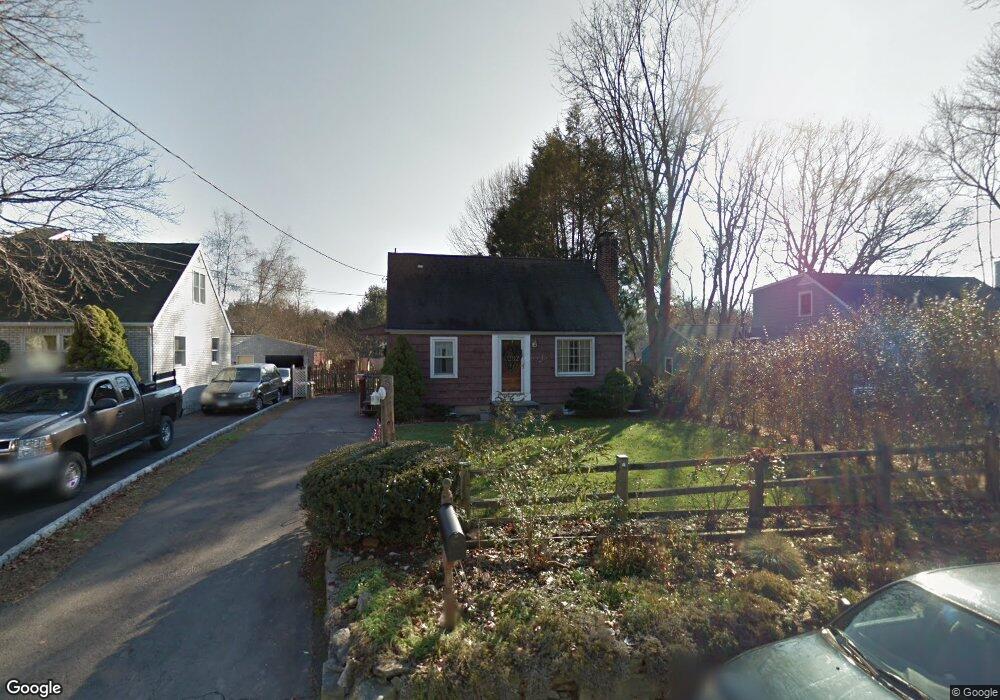 31 Oak St, Westport, CT 06880 - photo 1