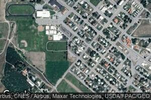 1527 Fisk Ave, Bridgeport, WA 98813