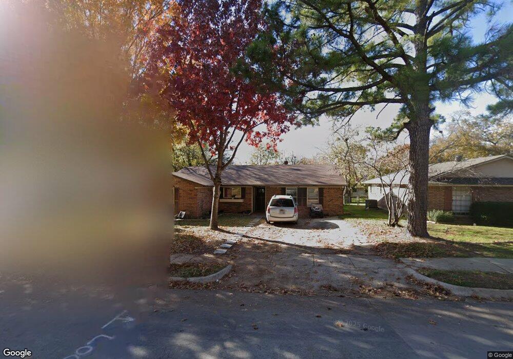 2218 Westwood Dr, Denton, TX 76205 - photo 1