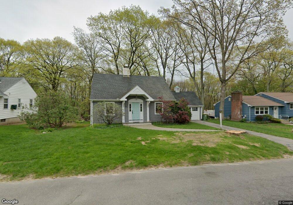 98 Bateswood Rd, Waterbury, CT 06706 - photo 1