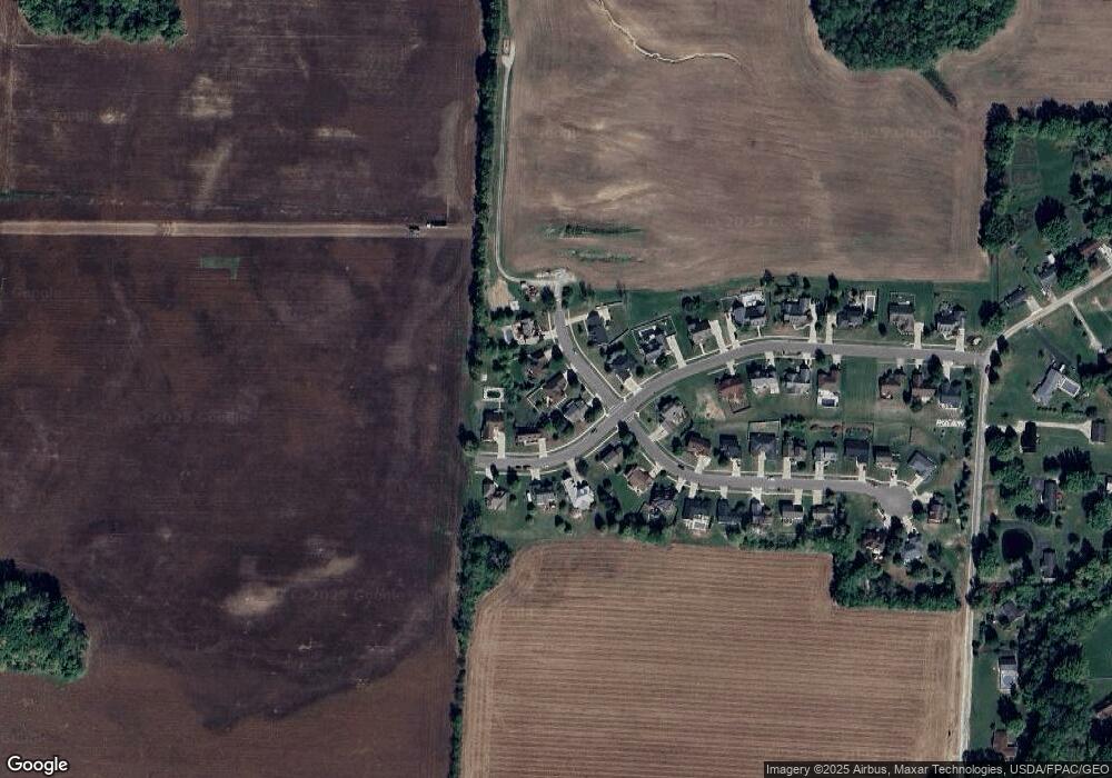 1007 Ridge Dr, Circleville, OH 43113 - photo 1